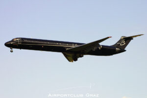 Blue Line MD-83 F-GMLU