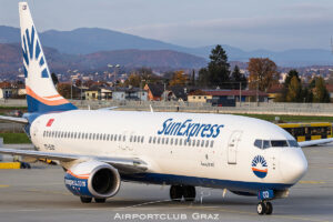 SunExpress Boeing 737-8HC TC-SOD