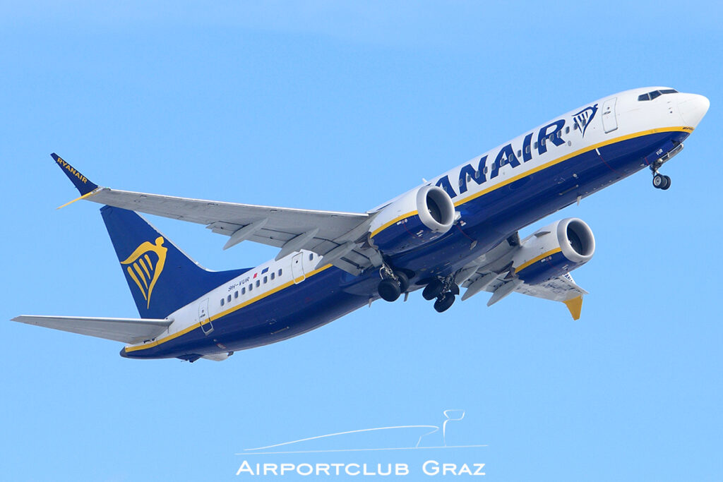 Malta Air Boeing 737-8 200 MAX 9H-VUR