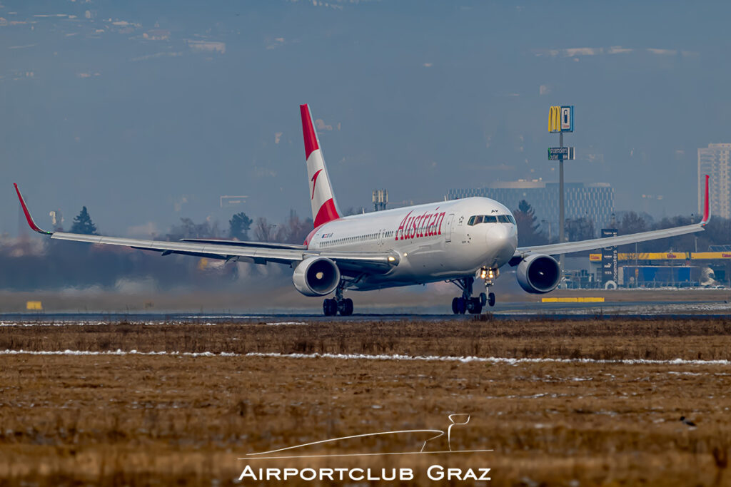 Austrian Airlines Boeing 767-3Z9(ER) OE-LAY