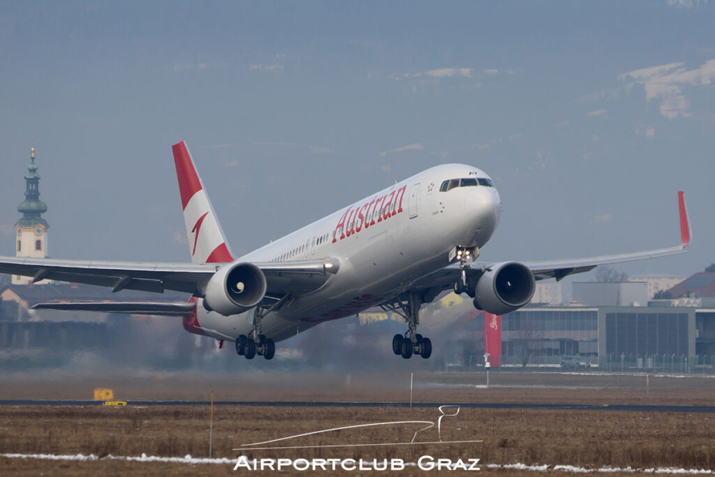 Austrian Airlines Boeing 767-3Z9(ER) OE-LAY
