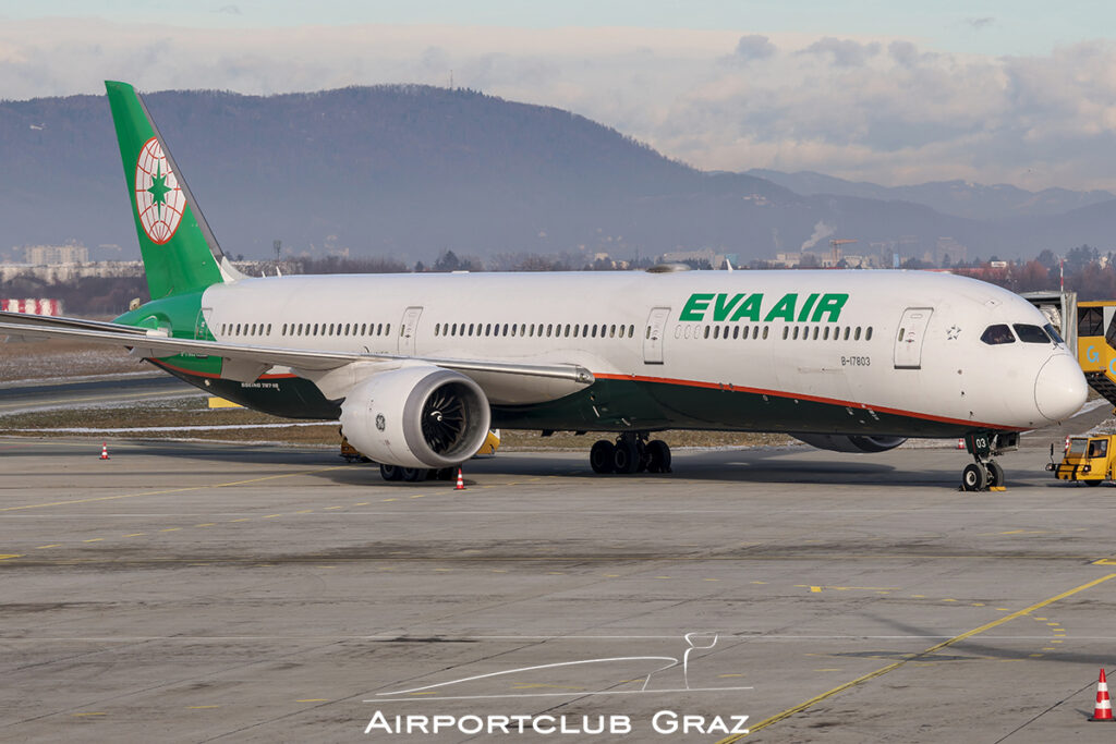 Eva Air Boeing 787-10 B-17803