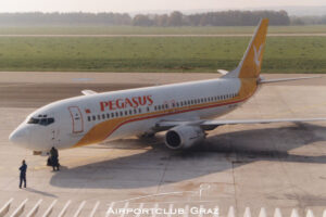 Pegasus Airlines Boeing 737-4Y0 TC-AFK