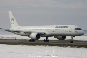 SunExpress Boeing 757-2Q8 TC-SNA