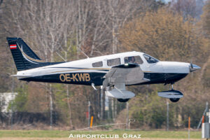 Starflight Piper PA-28-181 Archer III OE-KWB