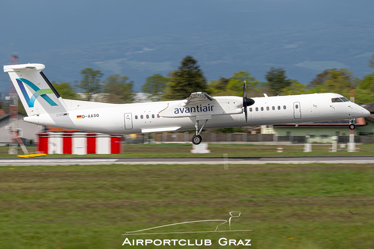 Avanti Air Dash 8-Q402 D-AASG