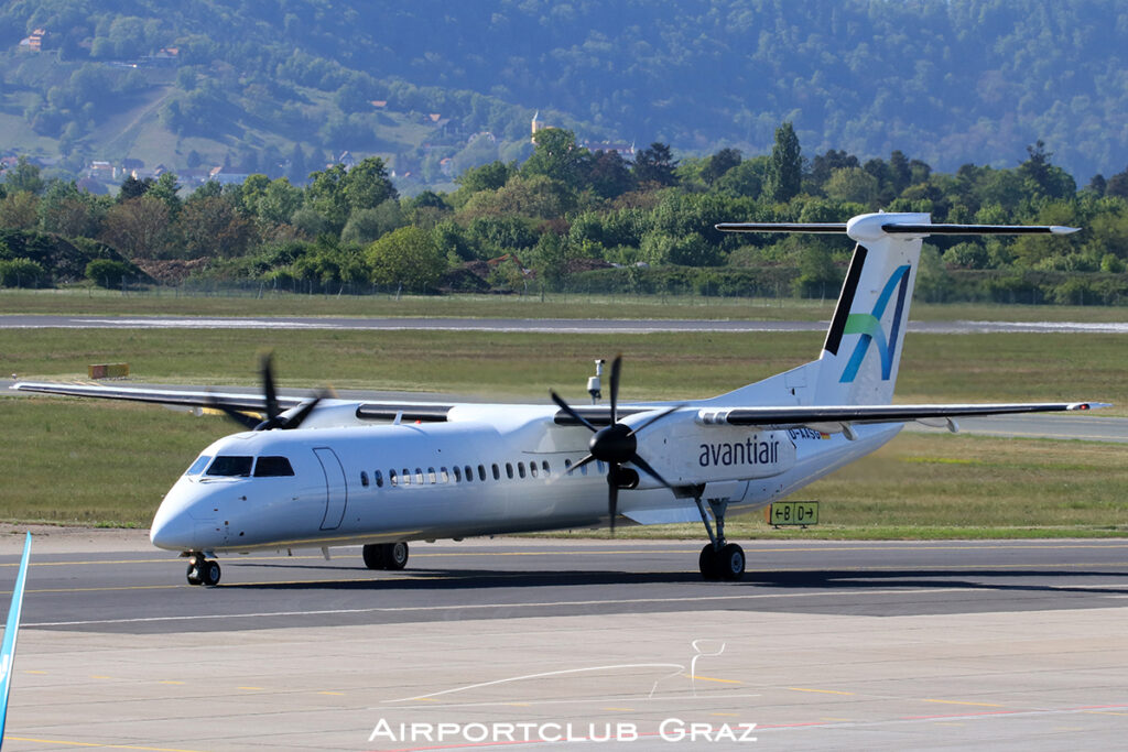 Avanti Air Dash 8-Q402 D-AASG