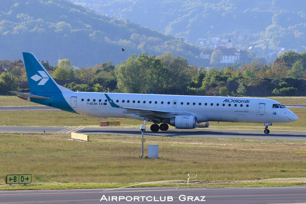 Air Dolomiti Embraer 195 I-ADJM