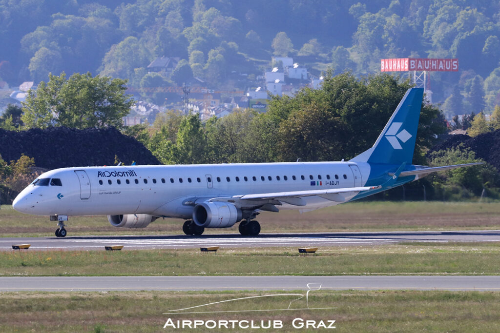 Air Dolomiti Embraer 195 I-ADJY