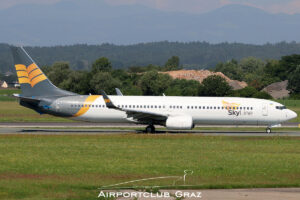 Skyline Express Airline Boeing 737-94XER UR-SLW