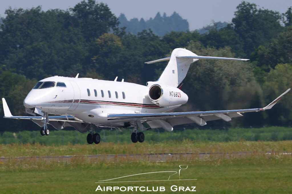 NetJets Aviation Bombardier BD-100-1A10 Challenger 350 N768QS