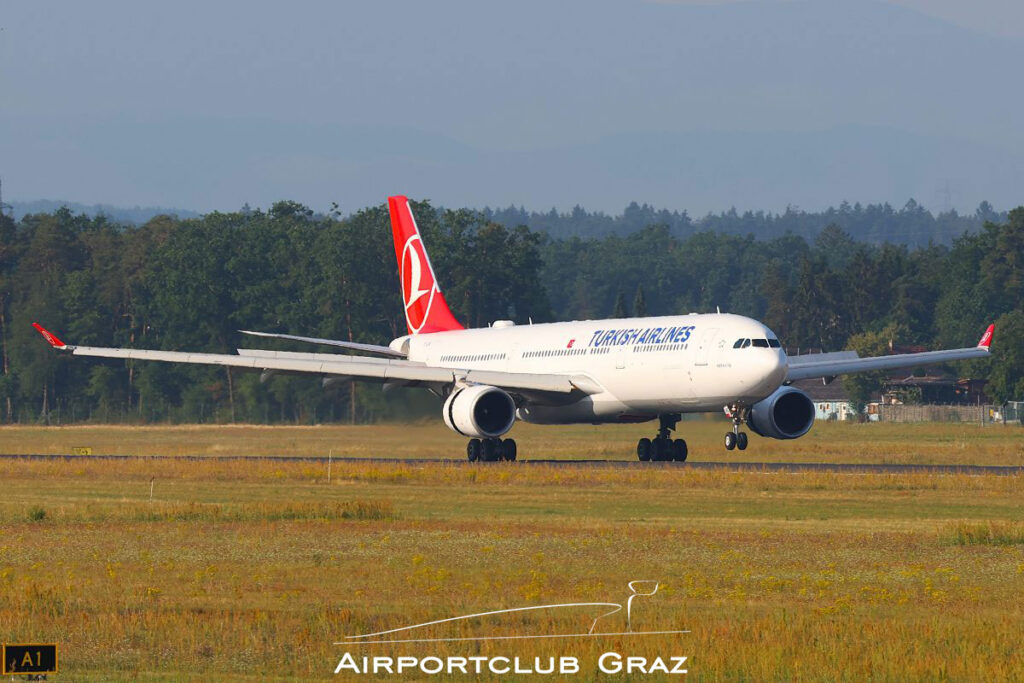 Turkish Airlines Airbus A330-303 TC-LNC