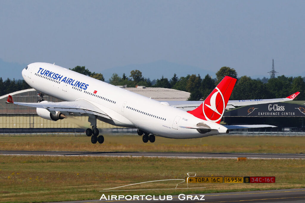 Turkish Airlines Airbus A330-303 TC-LNC