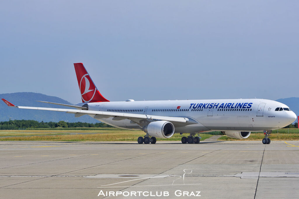 Turkish Airlines Airbus A330-303 TC-LNC