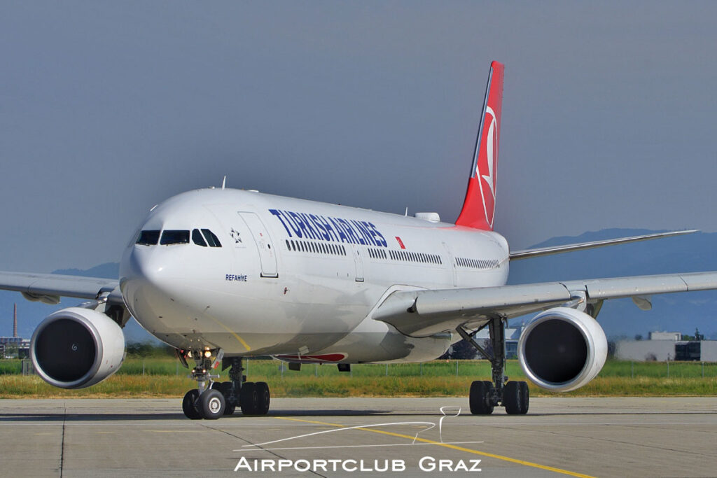 Turkish Airlines Airbus A330-303 TC-LNC