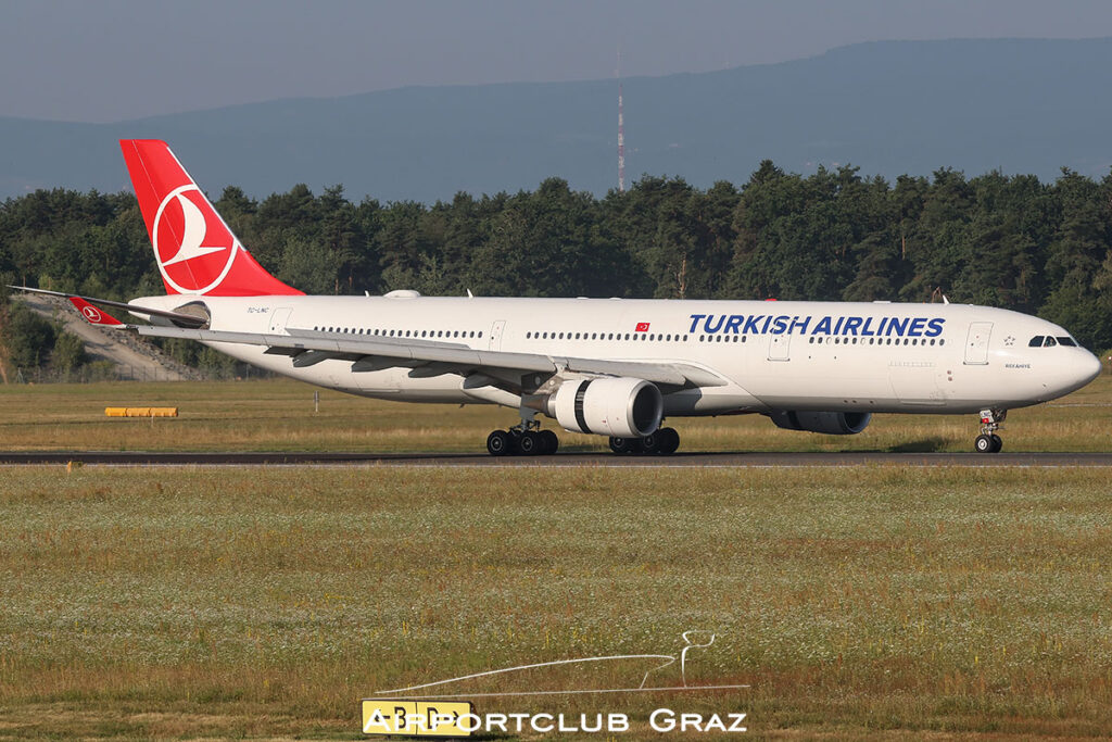 Turkish Airlines Airbus A330-303 TC-LNC