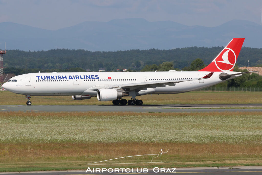 Turkish Airlines Airbus A330-303 TC-LNC