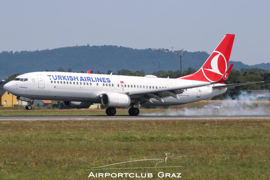 Turkish Airlines Boeing 737-8F2 TC-JHO