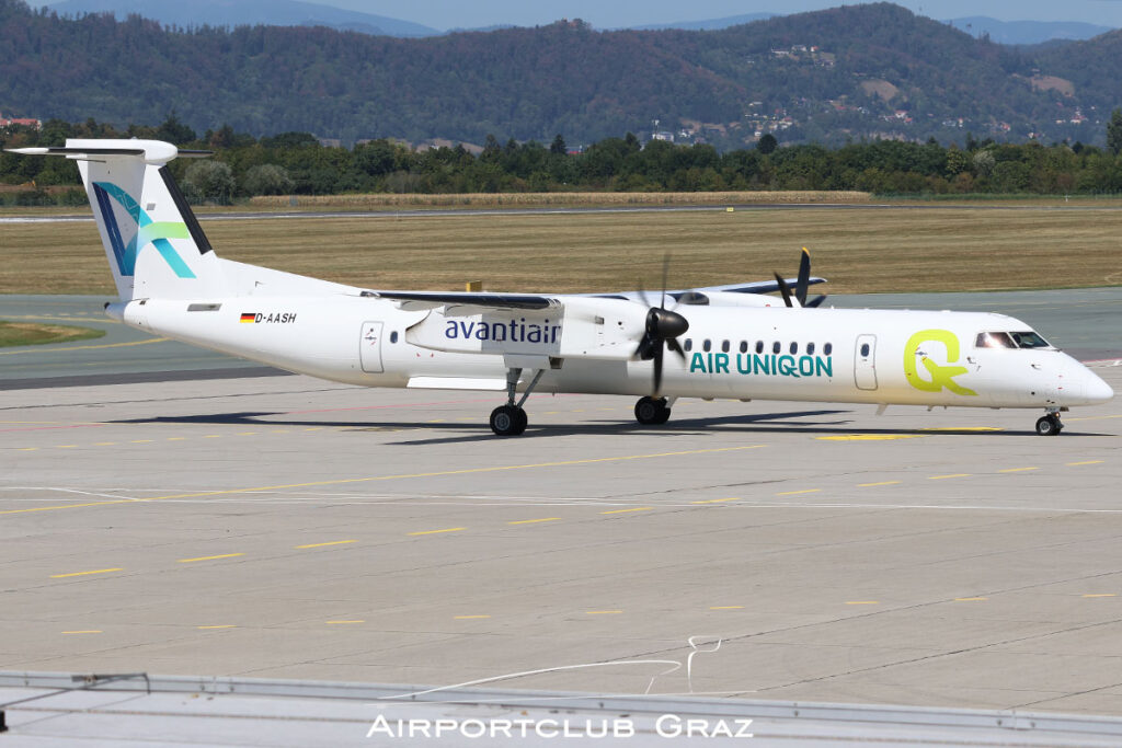 Avanti Air Dash 8-Q402 D-AASH