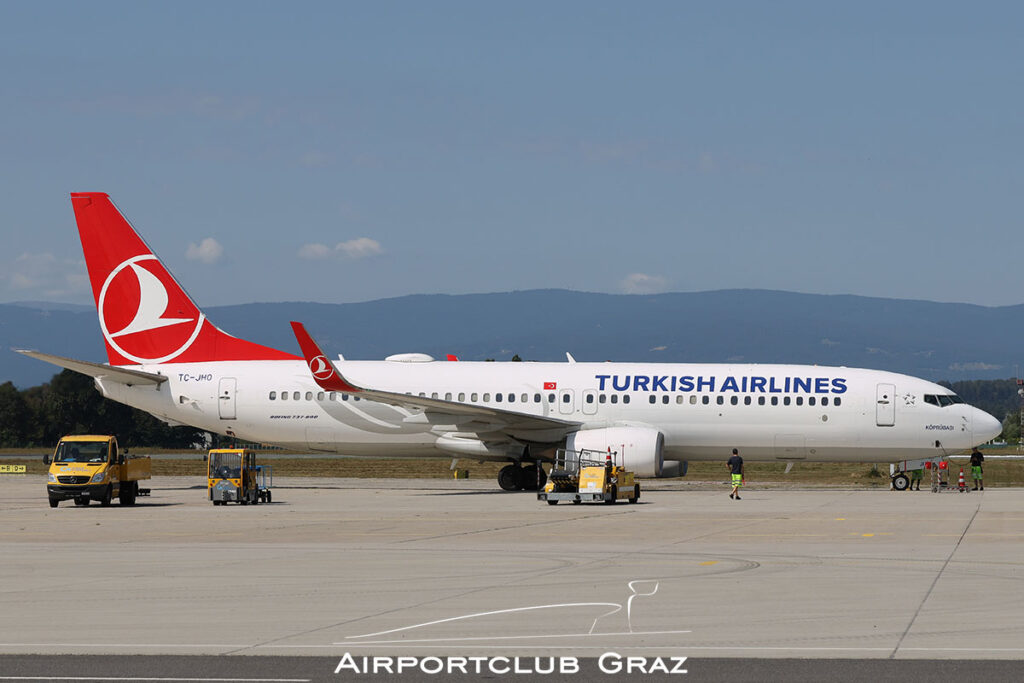 Turkish Airlines Boeing 737-8F2 TC-JHO