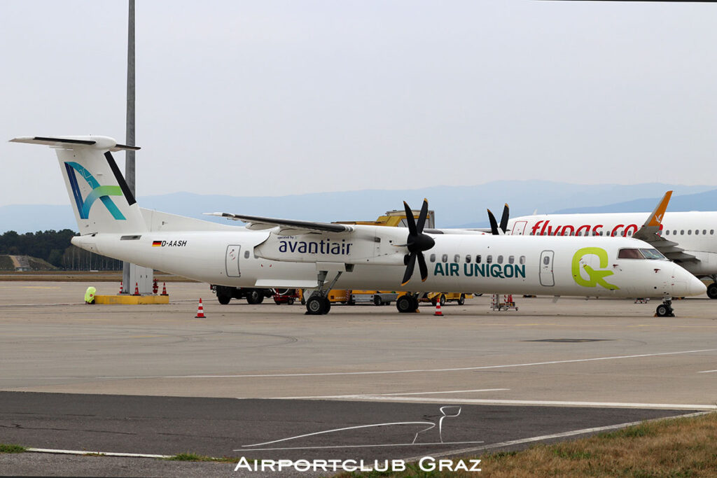 Avanti Air Dash 8-Q402 D-AASH