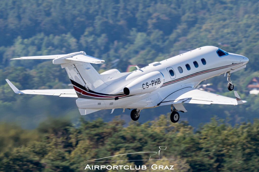 NetJets Europe Embraer 505 Phenom 300 CS-PHB
