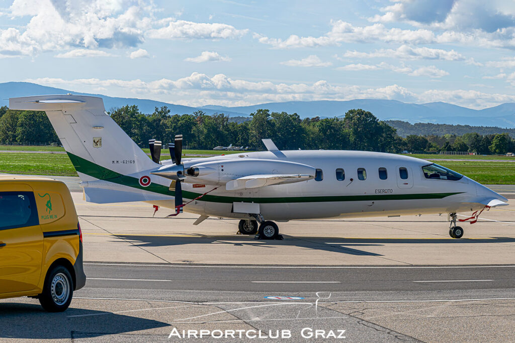 Italy Army Piaggio P-180E Avanti MM62169